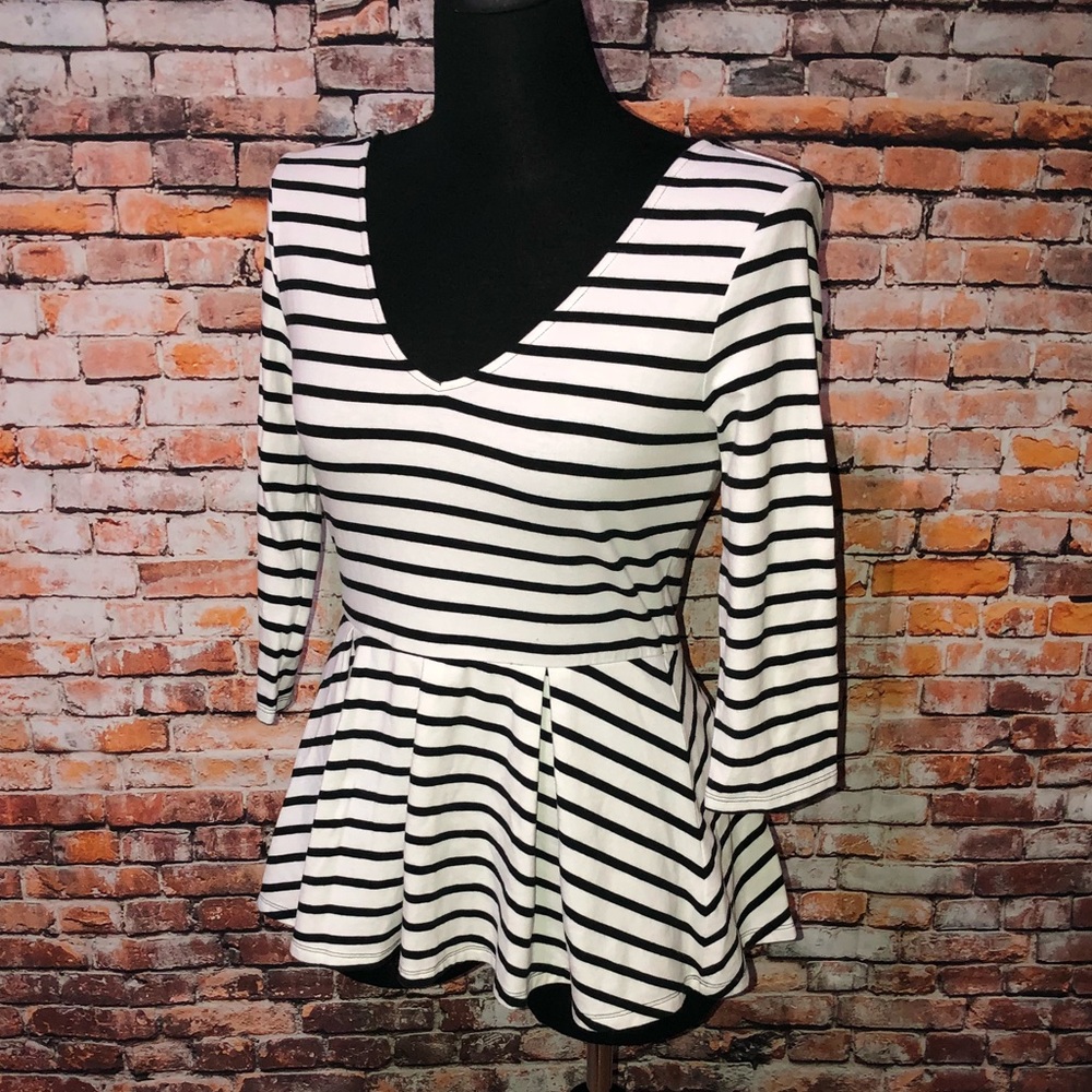 Victoria’s Secret Peplum V-cut Top Blouse